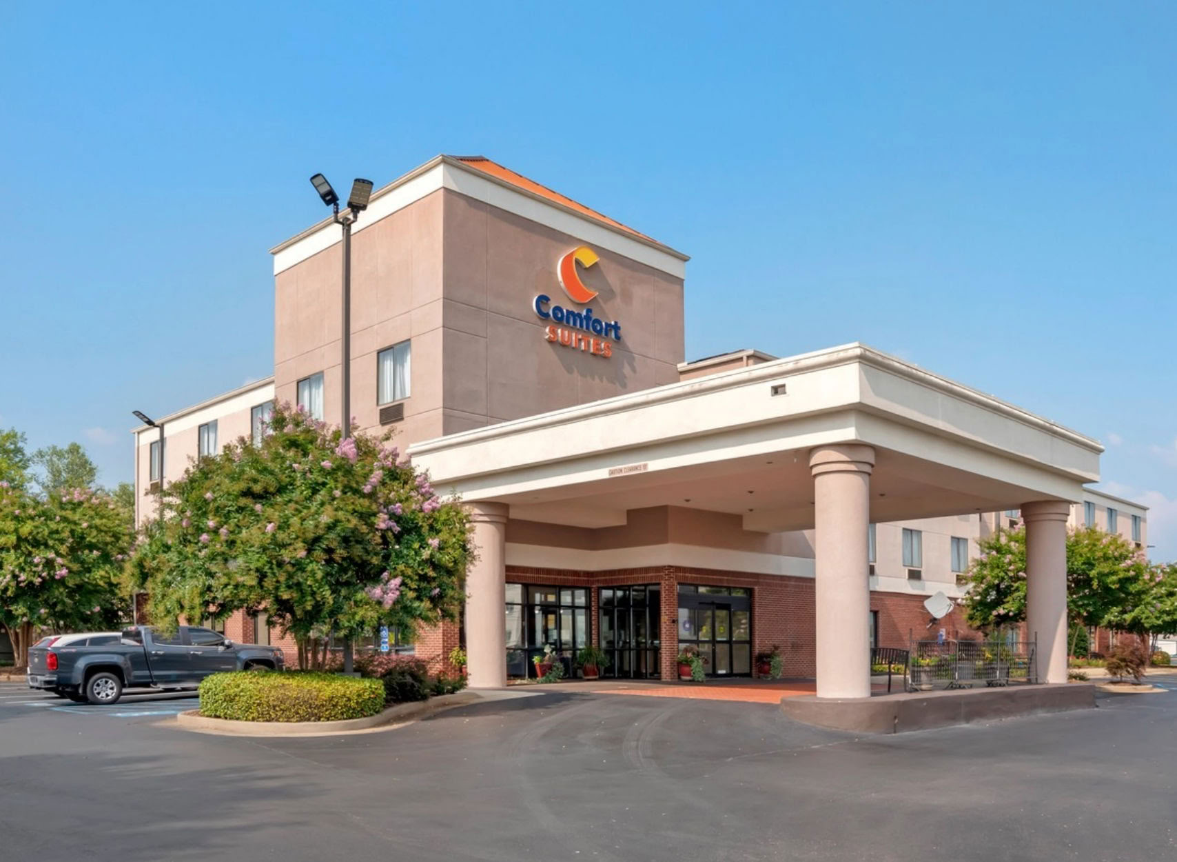 Comfort Suites